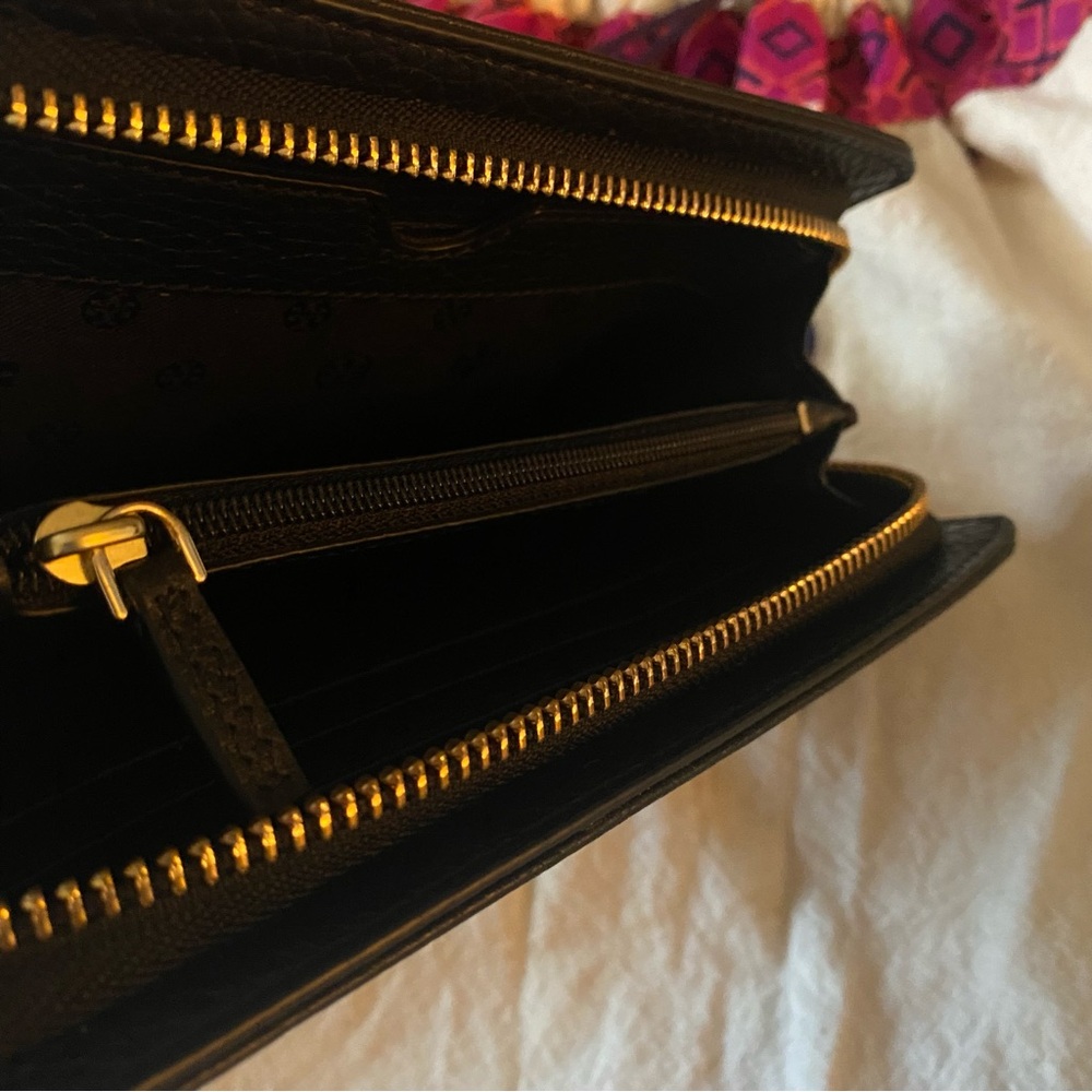 Tory Burch Black Wristlet Wallet - Picture 6 of 13